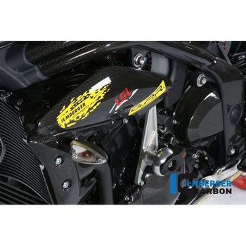 カーボンパーツ サイドパネル (ウォータークーラー上部) (左) カーボン - Triumph Speed Triple (2011-now) ILMBERGER (イルムバーガーカーボンパーツ)