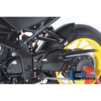 カーボンパーツ スウィングアームカバー カーボン - Triumph Speed Triple (2011-now) ILMBERGER (イルムバーガーカーボンパーツ)
