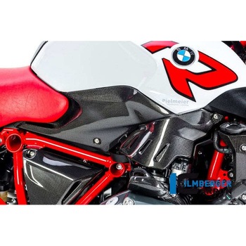 カーボンパーツ サイドパネル タンク下部用 右側 - BMW R 1200 R (LC) ILMBERGER (イルムバーガーカーボンパーツ)