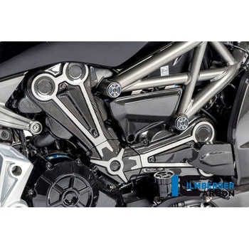 カーボンパーツ カムベルトカバー グロス + クロームデカール付 Ducati XDiavel 16- ILMBERGER (イルムバーガーカーボンパーツ)