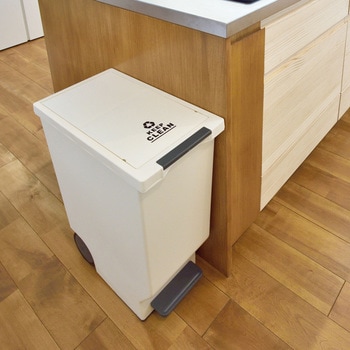 スライドペダルペール45L 東谷