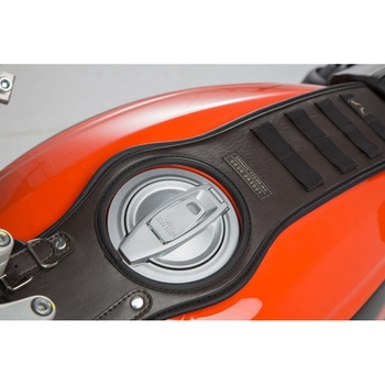 Legend Gear タンクストラップ SLA. Ducati スクランブラー (15-) - SW-MOTECH (エスダブリューモテック)