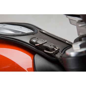 Legend Gear タンクストラップ SLA. Ducati スクランブラー (15-) - SW-MOTECH (エスダブリューモテック)