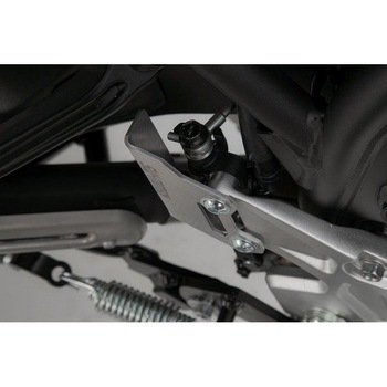 ブレーキシリンダーガード シルバー Yamaha テネレ 700 (19-). SW-MOTECH (エスダブリューモテック)