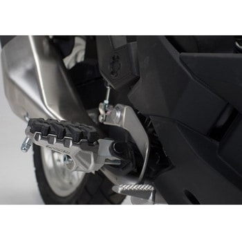 EVO フットレストキット Kawasaki Versys 1000 (11-)/ 650 (14-)/ X 300 (16-) SW-MOTECH (エスダブリューモテック)