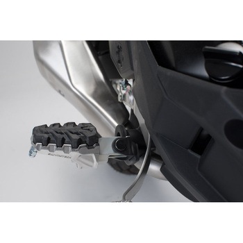 EVO フットレストキット Kawasaki Versys 1000 (11-)/ 650 (14-)/ X 300 (16-) SW-MOTECH (エスダブリューモテック)