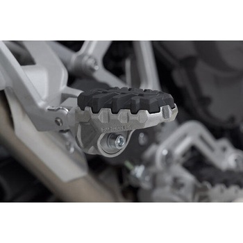 ION パッセンジャー フットレストキット SW-MOTECH (エスダブリューモテック)