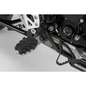 EVO フットレストキット Triumph Tiger 800 (10-) / 1200 (11-15). - SW-MOTECH (エスダブリューモテック)