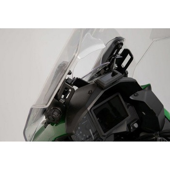 GPS マウント コックピット用 ブラック Kawasaki Versys 1000 (18-). - SW-MOTECH (エスダブリューモテック)