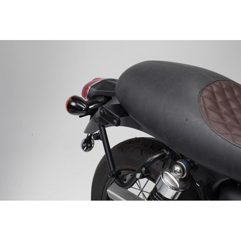 アダプター SLC サイドキャリア 右側 ボンネビル T100/120 (16-) w/o pass. grab rail.  HTA.11.743. - SW-MOTECH (エスダブリューモテック)