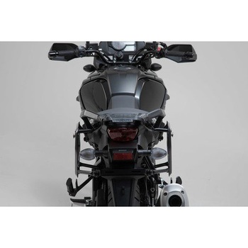 KFT.05.440.70101/S TRAX ADV アルミケース システム シルバー 45/45 l 