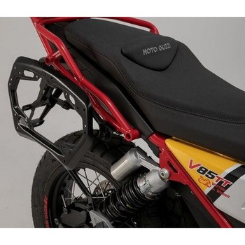 PRO サイドキャリア ブラック Moto Guzzi V85 TT (19-). SW-MOTECH (エスダブリューモテック)