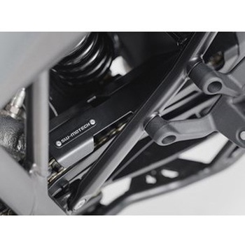 チェーンガードエクステンション ブラック KTM 1050/1190/1290 Adventure SW-MOTECH (エスダブリューモテック)