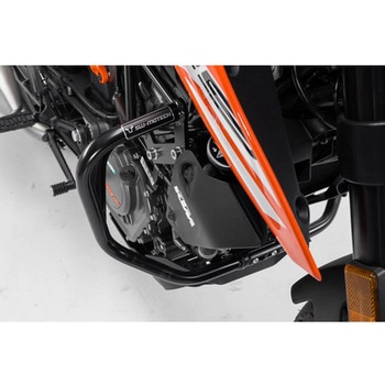 クラッシュバー ブラック KTM 125 (11-) / 200 Duke (11-16) SW-MOTECH (エスダブリューモテック)