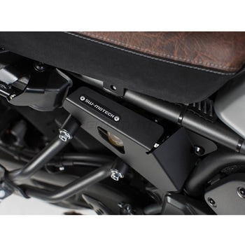 ブレーキリザーバーガードセット ブラック Yamaha XSR 700 (16-) 左右セット - SW-MOTECH (エスダブリューモテック)