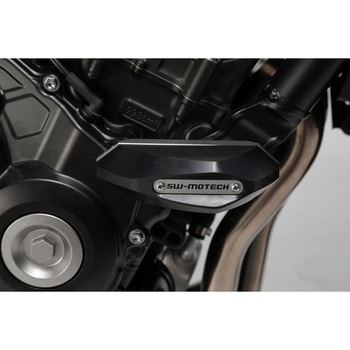 フレーム用スライダーセット ブラック Honda CB 1000 R (18-). SW-MOTECH (エスダブリューモテック)