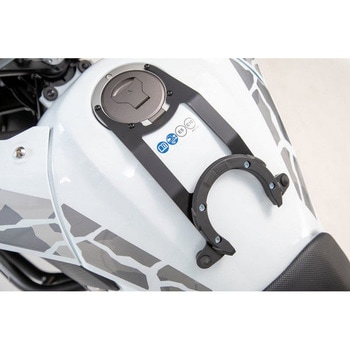 EVO タンクリング ブラック Honda CB500X (18-). SW-MOTECH (エスダブリューモテック)