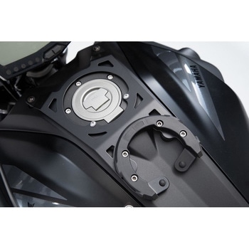 EVO タンクリング -ブラック- Yamaha MT-07 (18-). SW-MOTECH (エスダブリューモテック)