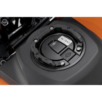 Pro タンクリング SW-MOTECH (エスダブリューモテック)