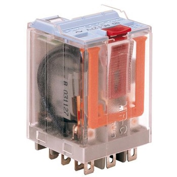 Turck ラッチングリレー 3PDT 24V dc TURCK