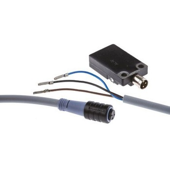 Turck 誘導型センサ ブロック形 TURCK
