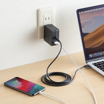 Usb Power Delivery対応ac充電器 Pd60w Typecケーブル一体型 サンワサプライ Type C Ac充電器 通販モノタロウ Aca Pd65bk