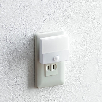 明暗&人感センサー付き薄型LEDライト 屋内用 サンワダイレクト