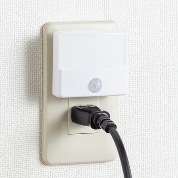 明暗&人感センサー付き薄型LEDライト 屋内用 サンワダイレクト
