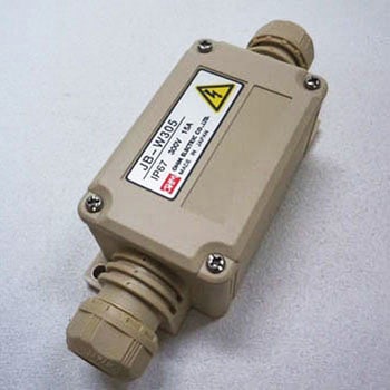 5極(300V/15A) 端子台付中継ボックス(ベージュ) エスコ
