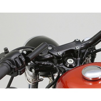 マルチバーホルダー マスターシリンダークランプ〈HD専用〉 DAYTONA(デイトナ)