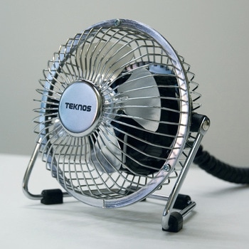 9cmマグネット扇風機 TEKNOS