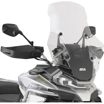 ウインドスクリーン CFMOTO 800 MT クリア dim. H×W 64 × 51 cm GIVI(ジビ)