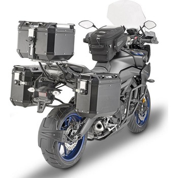 ウインドスクリーン Yamaha Tracer 900 1820 Tracer 900 GT 1820 クリア dim. H×W 695 × 48 cm D2139KIT GIVI(ジビ)