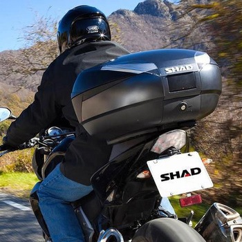 トップケース SH48 ダークグレー カーボン バックレスト付き SHAD (シャッド)