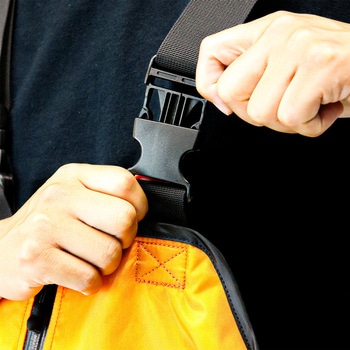 防寒防水サロペットパンツ 高階救命器具