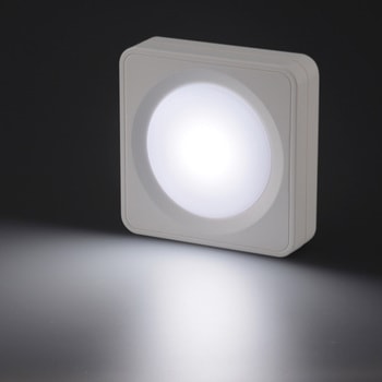 LEDプッシュライト オーム電機