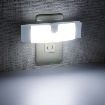 LEDナイトライト オーム電機