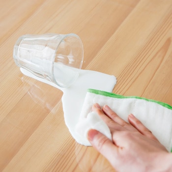好きなサイズにカット出来る透明テーブルクロス セルヴァン