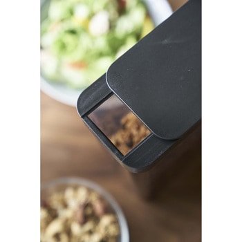 ドライフードストッカー タワー 山崎実業