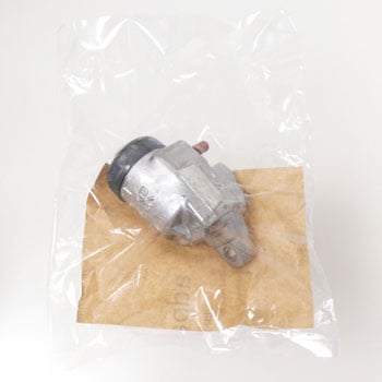 (41103)F/ホイルシリンダーASSY LH ニッサン