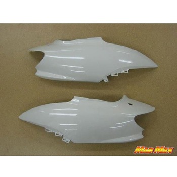 11-4022LW リモコンジョグ/ZRエヴォリューション(5KN-SA16J) ボディーカバー 左 MAD MAX(マッドマックス) 55587578