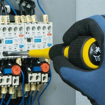 ハンドル絶縁貫通ドライバー TTC