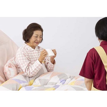 飲みやすい、飲ませやすいカップ 日本製 SSP