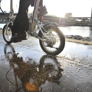 eリライト電動折りたたみ自転車14インチ CAPTAIN STAG