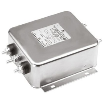 TE Connectivity RFIフィルタ 単相 20A フランジマウント 1.08 μF， 11 nF 1.8 mH 0.82 mA Two Stage TE Connectivity Japan(旧:TYCOELECTRONICS(タイコエレクトロニクス))