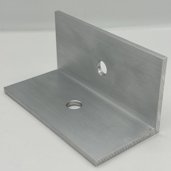 【オーダー】A6063アングル 2穴×サイズカット ノーブランド