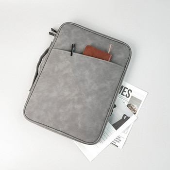 15インチ対応 PC・タブレット用スリーブケース 持ち手・仕分けポケット付 ペンホルダー搭載 タブレット落下防止ベルト付 ダークグレー Smart Stock