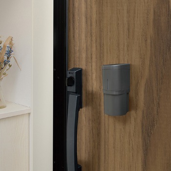 シールフックミストディスペンサー Richell(リッチェル)