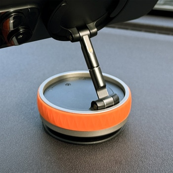 MagSafe対応 車載ホルダー ダッシュボード用 真空吸着固定 Bタイプ ブラック MagSafe非対応機種・ケースも使える 車体固定補助 - Smart Stock