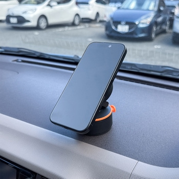 MagSafe対応 車載ホルダー ダッシュボード用 真空吸着固定 Cタイプ ブラック MagSafe非対応機種・ケースも使える 車体固定補助 - Smart Stock